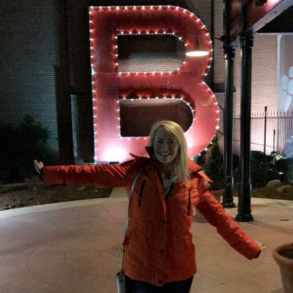 Meet your Posher, Brittany - Picture 4 of 8